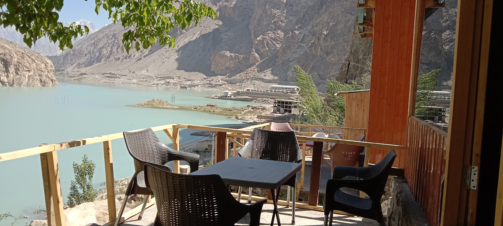 Pearl Huts and Resorts